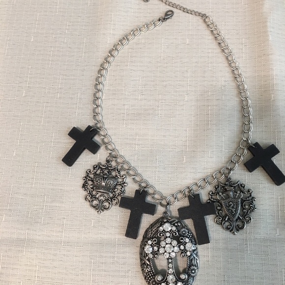 Necklace w/ Rhinestone Cross Pendant & small wooden crosses - Picture 5 of 5